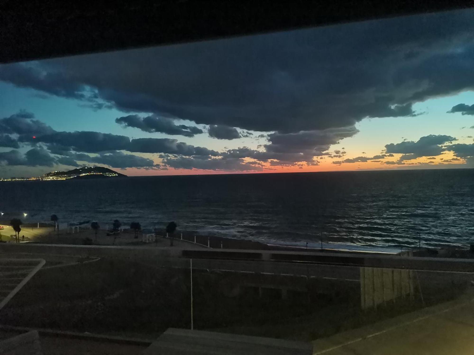 Appartf3 Vue Panoramique Sur Mer Residence Vista Del Mar Fnideq Exteriér fotografie